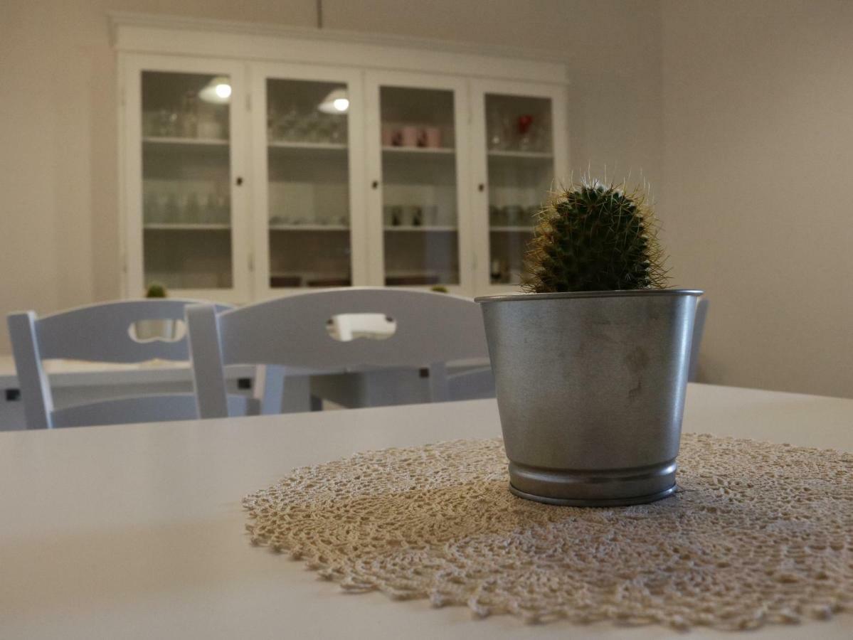 Casa Amigdala Bed & Breakfast กัสเตลลาบาเต ภายนอก รูปภาพ